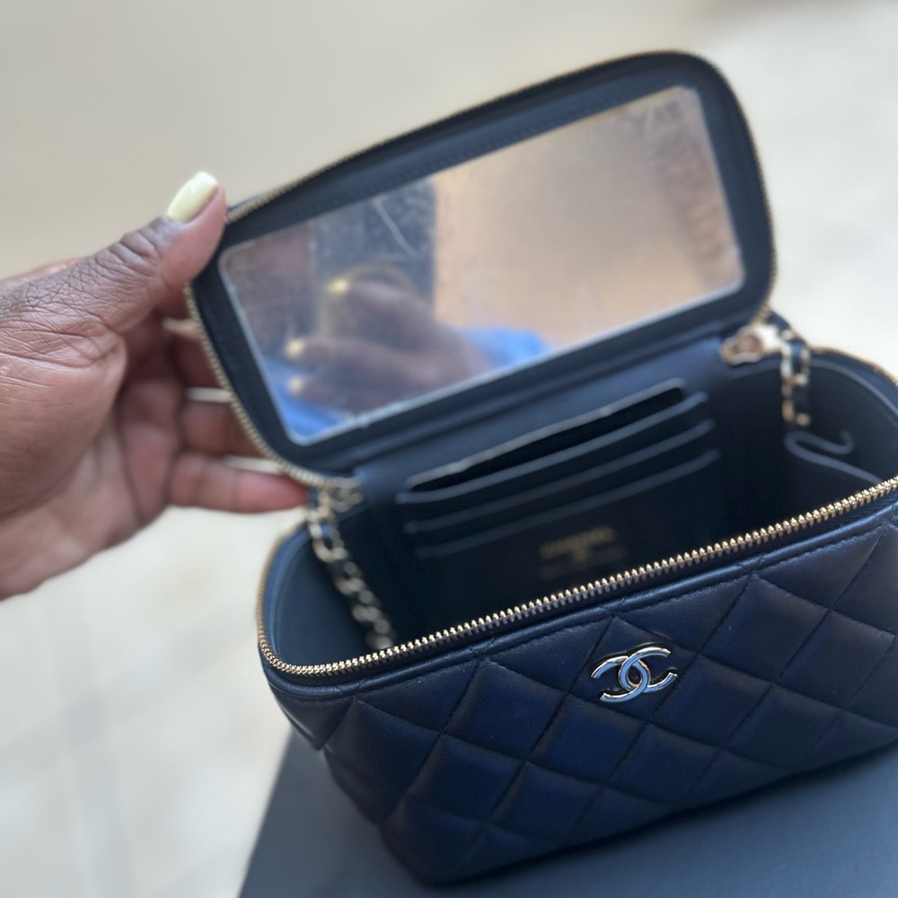 CHANEL VANITY BAG
